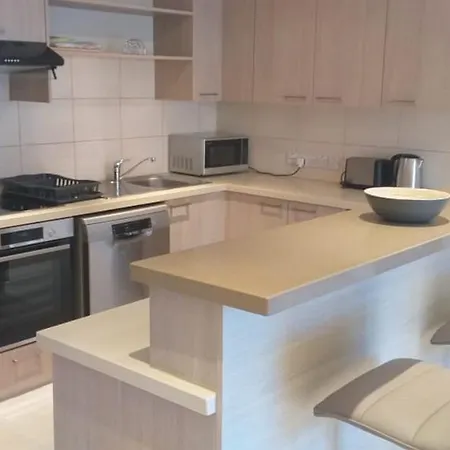 Apartment Horizon Luxury At Finikoudes Beach 303