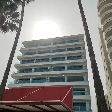 Horizon Luxury At Finikoudes Beach 303