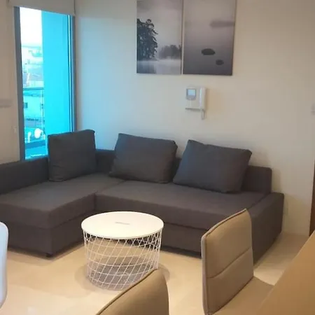 Apartamento Horizon Luxury At Finikoudes Beach 303